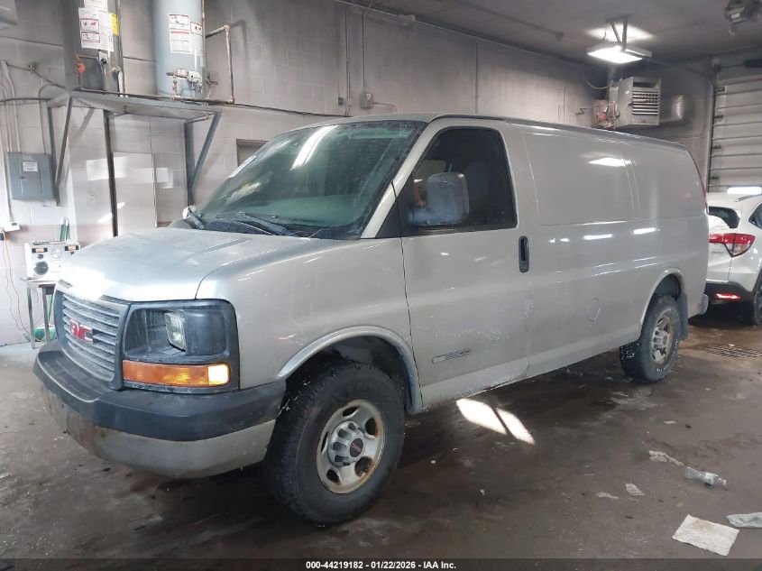 2005 GMC Savana Standard