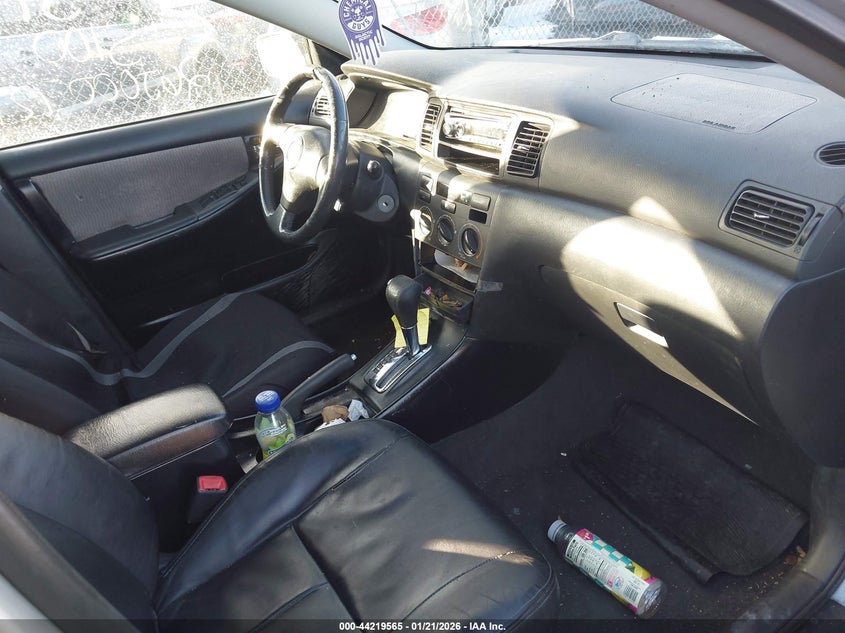 2004 TOYOTA COROLLA auction photo 5