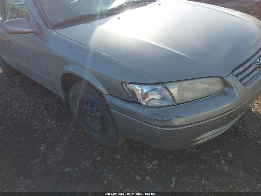 1999 TOYOTA CAMRY auction photo 6