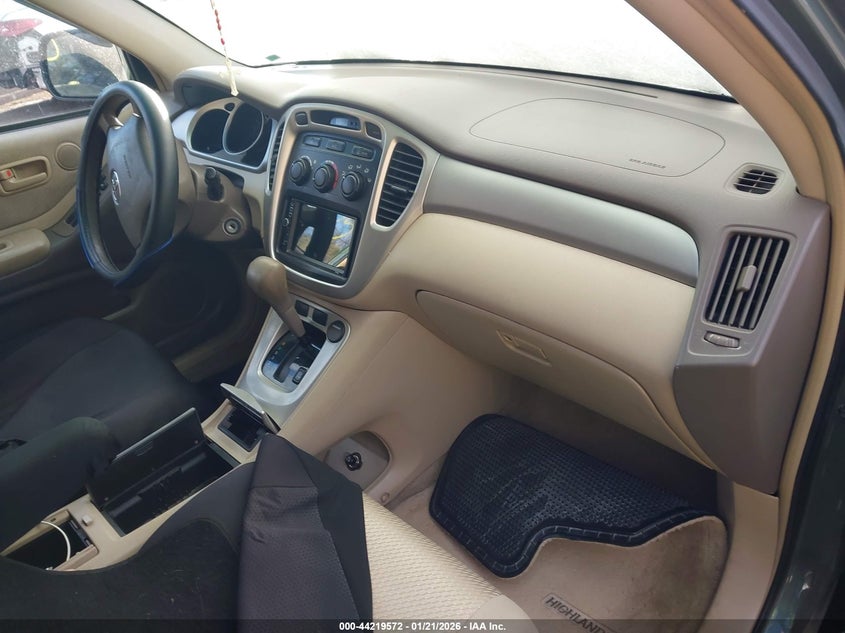 2004 Toyota Highlander V6