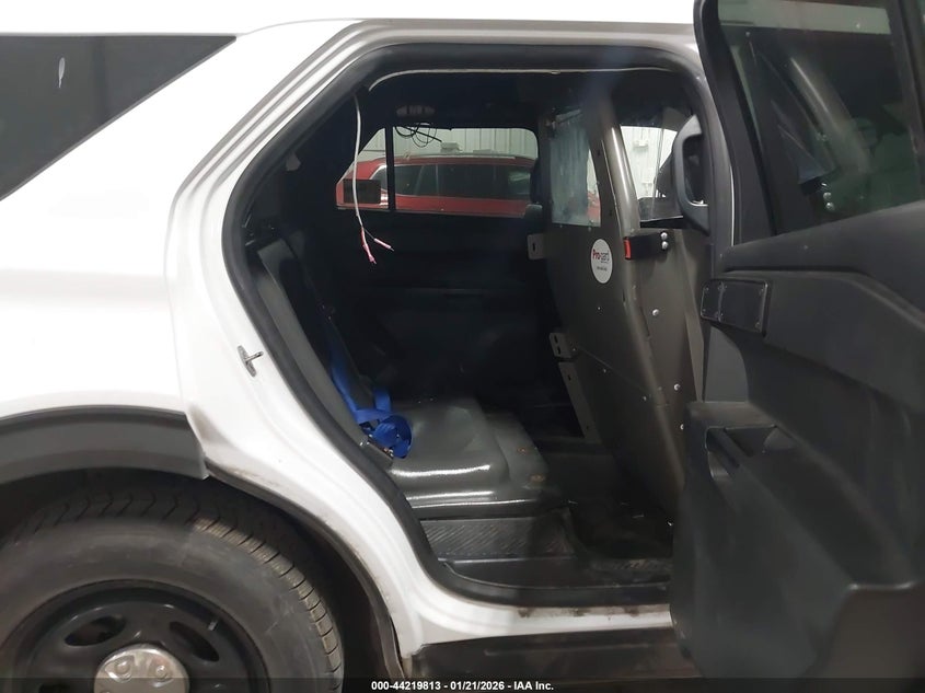 VIN 1FM5K8AB0MGA18845 2021 FORD POLICE INTERCEPTOR UTILITY