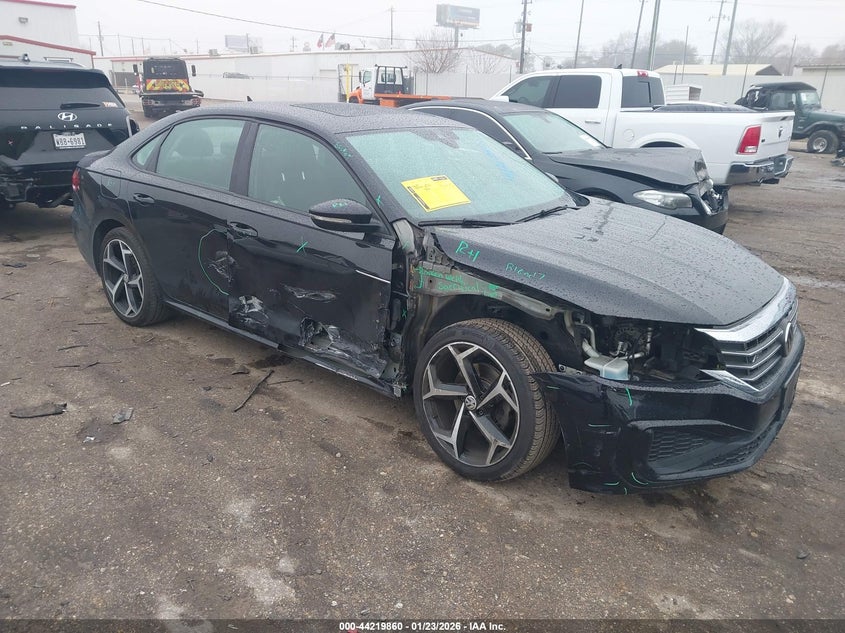 2020 Volkswagen Passat 2.0T R-Line