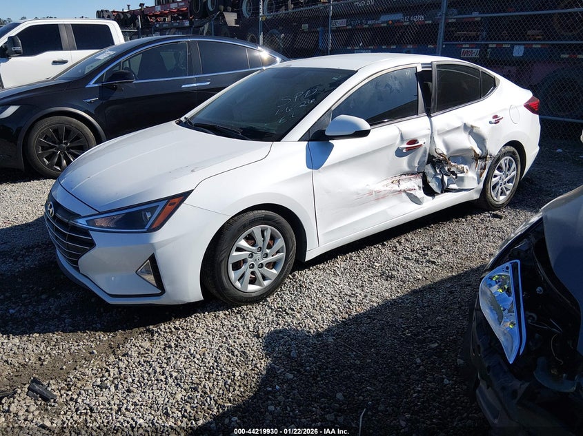 2019 Hyundai Elantra Se