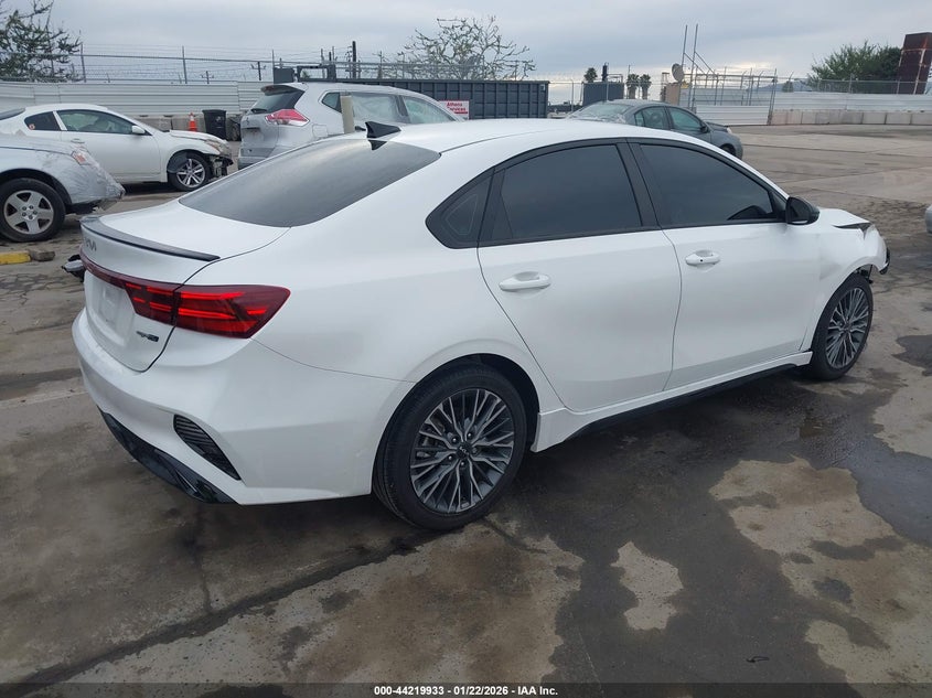 2023 Kia Forte Gt-Line