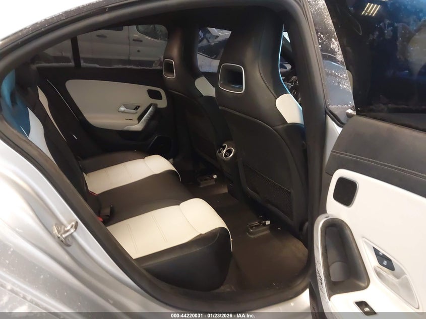 2021 Mercedes-Benz Cla 250 VIN: W1K5J4GB7MN163986 Lot: 44220031
