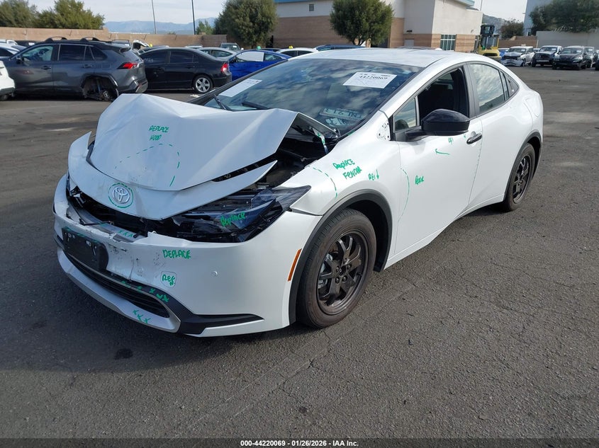 2025 Toyota Prius Plug-In Hybrid Se