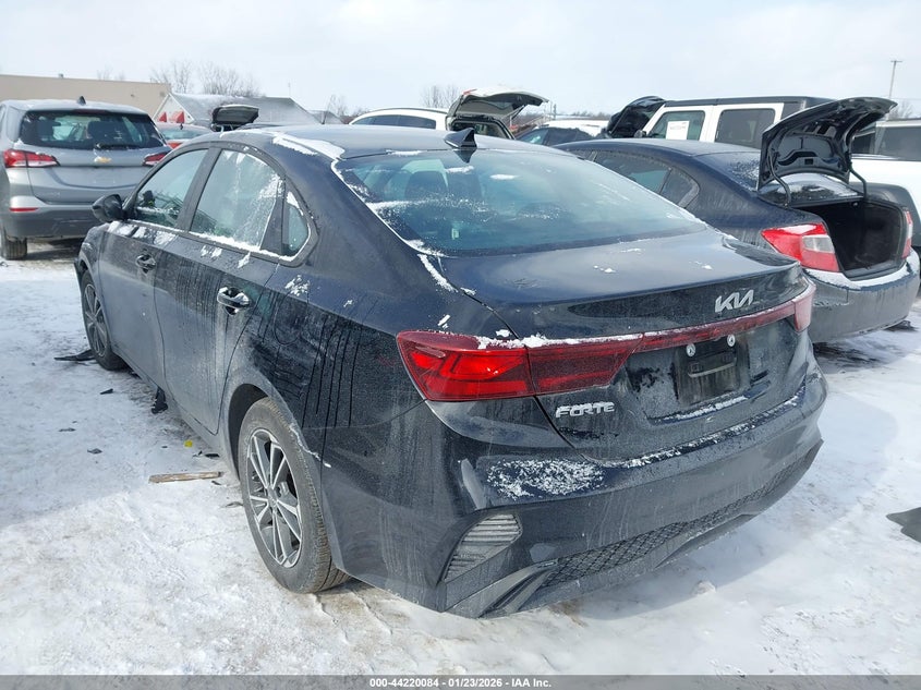 2023 Kia Forte Lxs
