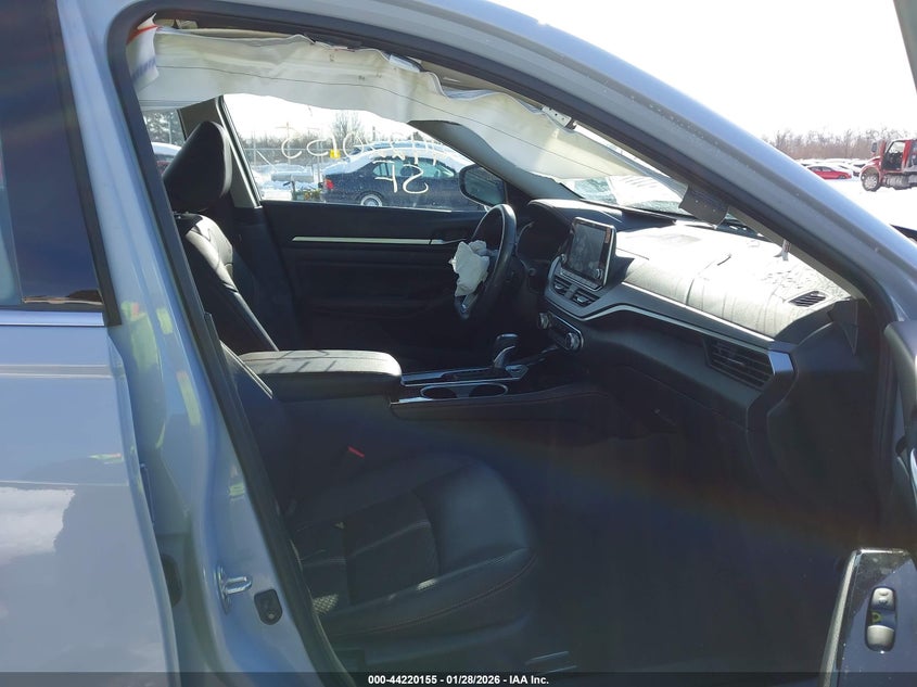 2024 Nissan Altima Sr Fwd