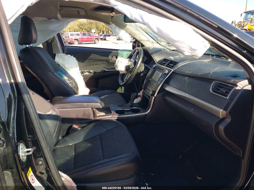 2016 Toyota Camry Se