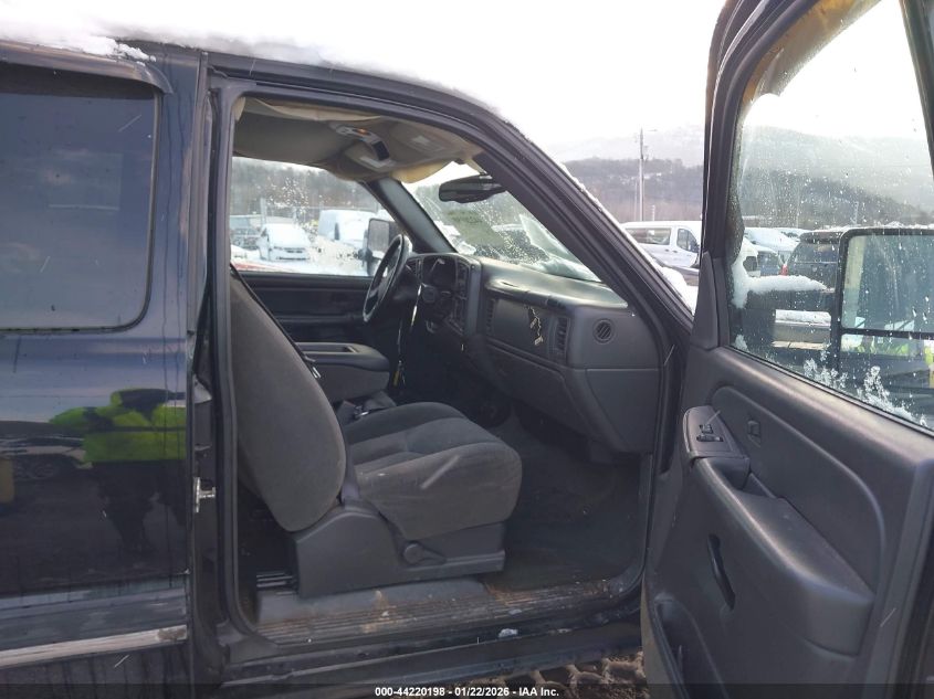 2004 Chevrolet Silverado 2500Hd Ls