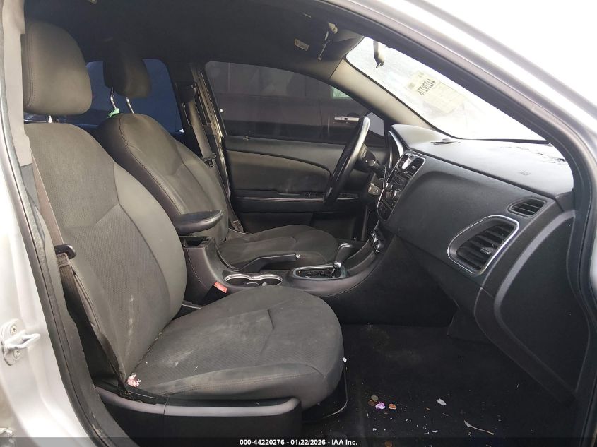 2011 Chrysler 200 Touring