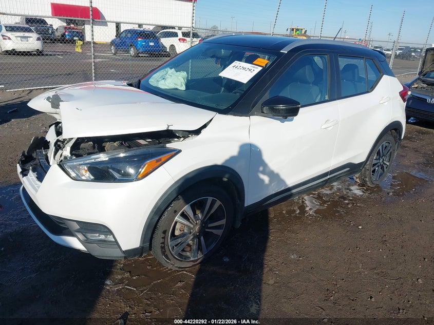 2019 Nissan Kicks Sr