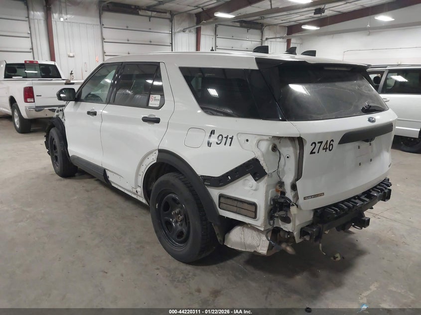 VIN 1FM5K8AB4MGA18850 2021 FORD POLICE INTERCEPTOR UTILITY