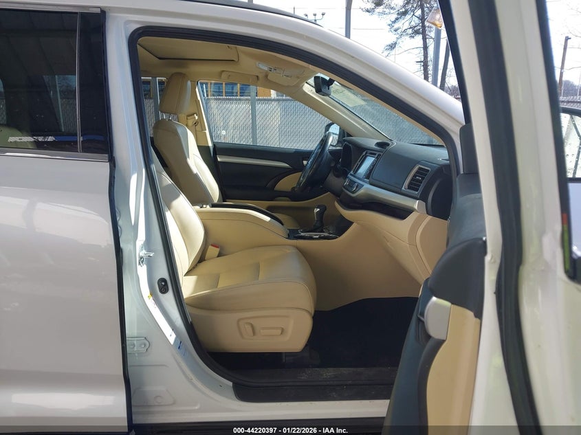 2019 Toyota Highlander Hybrid Xle