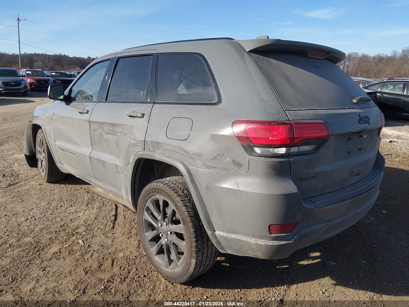 2021 Jeep Grand Cherokee Laredo X 4X4