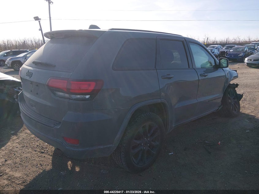 2021 Jeep Grand Cherokee Laredo X 4X4