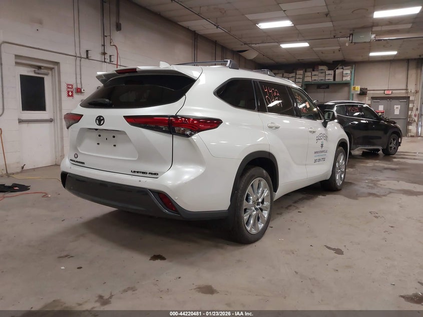 2022 Toyota Highlander Limited