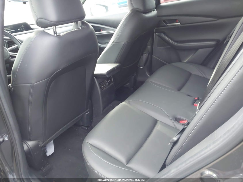 2024 Mazda Cx-30 2.5 S Select Sport VIN: 3MVDMBBM2RM637823 Lot: 44220507