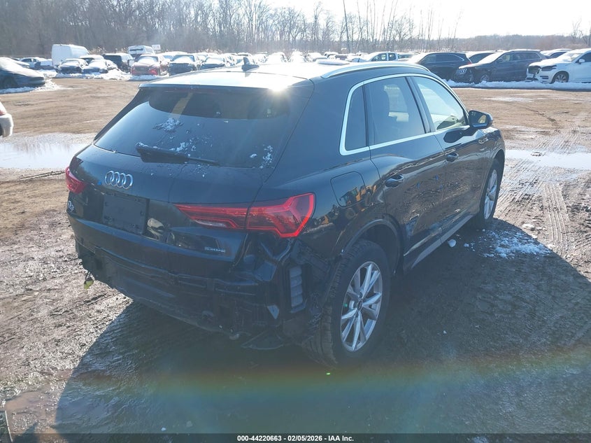 2021 Audi Q3 Premium 45 Tfsi S Line Quattro Tiptronic VIN: WA1DECF32M1042928 Lot: 44220663