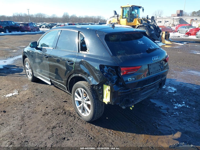 2021 Audi Q3 Premium 45 Tfsi S Line Quattro Tiptronic VIN: WA1DECF32M1042928 Lot: 44220663