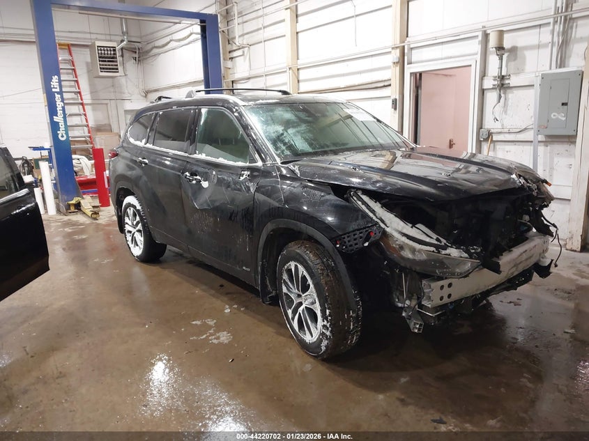 2020 Toyota Highlander Hybrid Xle