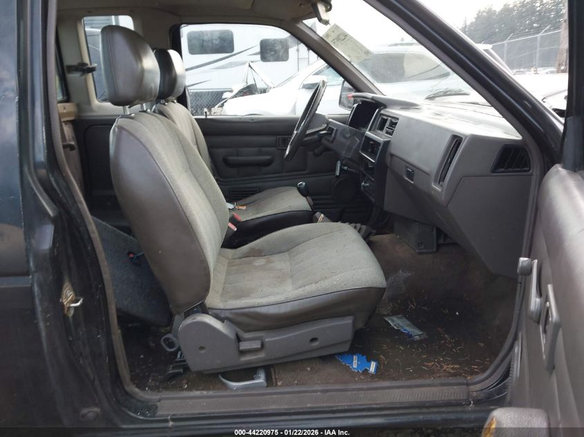 1992 Nissan Truck King Cab