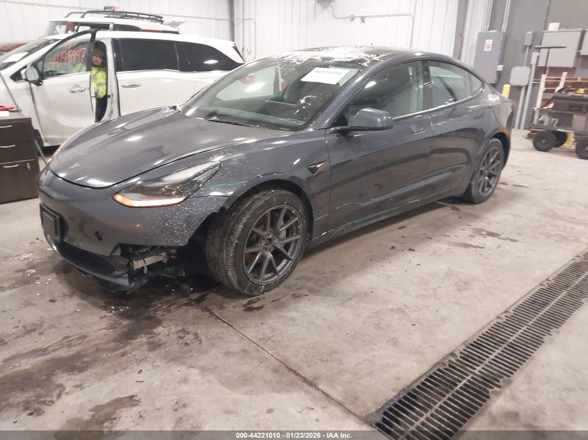 2022 Tesla Model 3 Long Range Dual Motor All-Wheel Drive