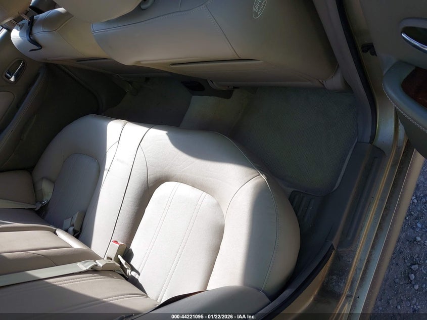 2002 Hyundai Sonata Gls/Lx VIN: KMHWF35H62A555228 Lot: 44221095