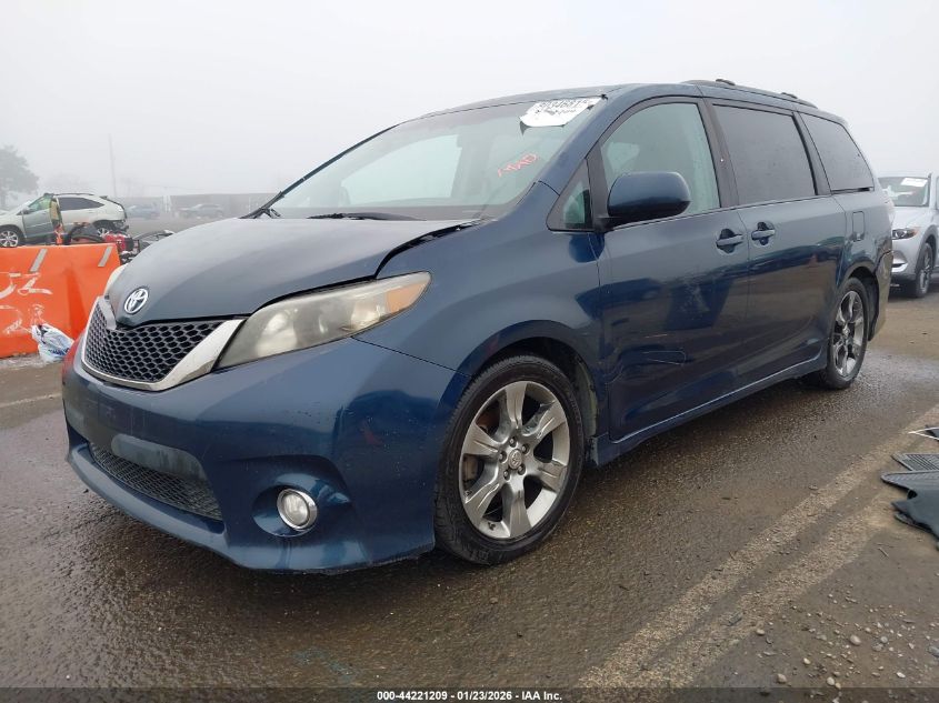2011 Toyota Sienna Se