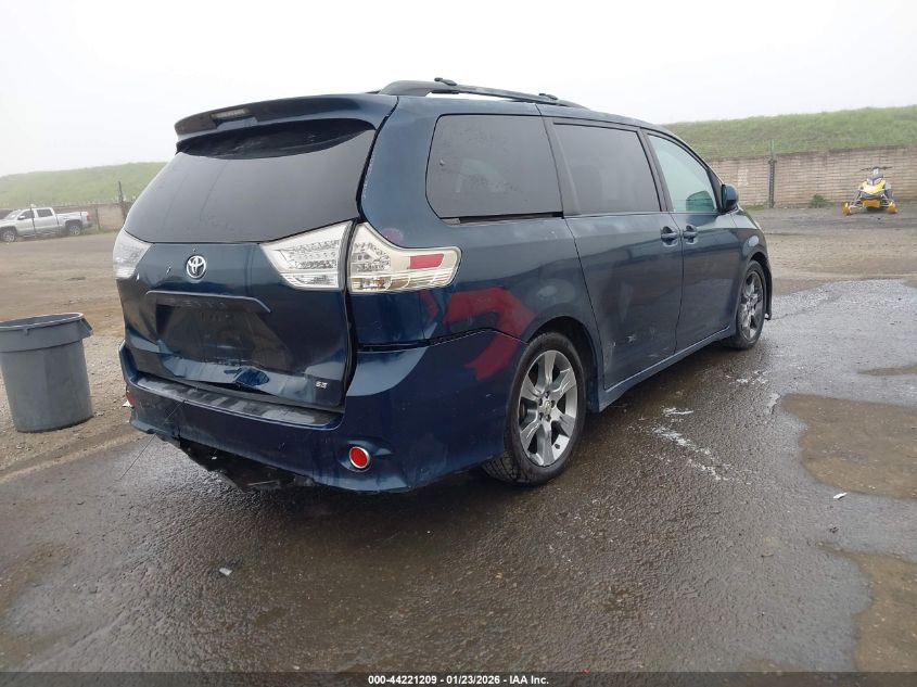 2011 Toyota Sienna Se