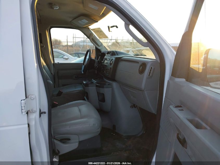 2010 Ford E-350 Super Duty Xl/Xlt