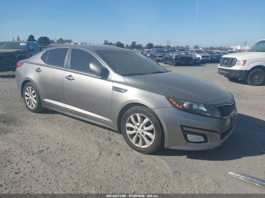 Vin: 5xxgm4a78fg451626, lot: 44717335, kia optima lx 2015 img_1