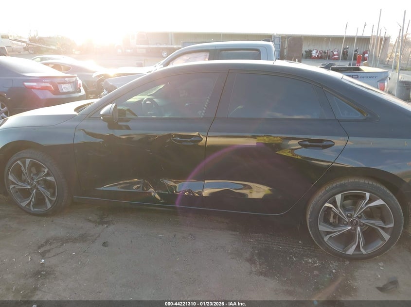 2023 Audi A3 Premium 40 Tfsi Quattro S Tronic VIN: WAUGUDGYXPA138992 Lot: 44221310