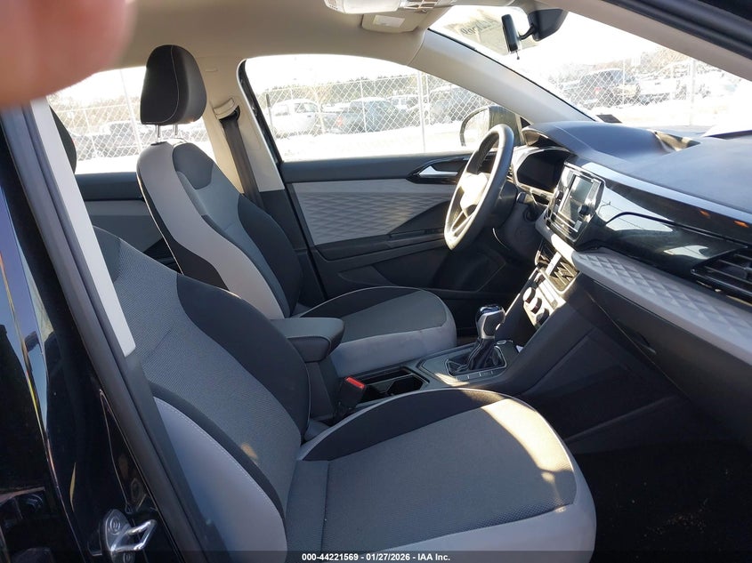 2022 Volkswagen Taos 1.5T S