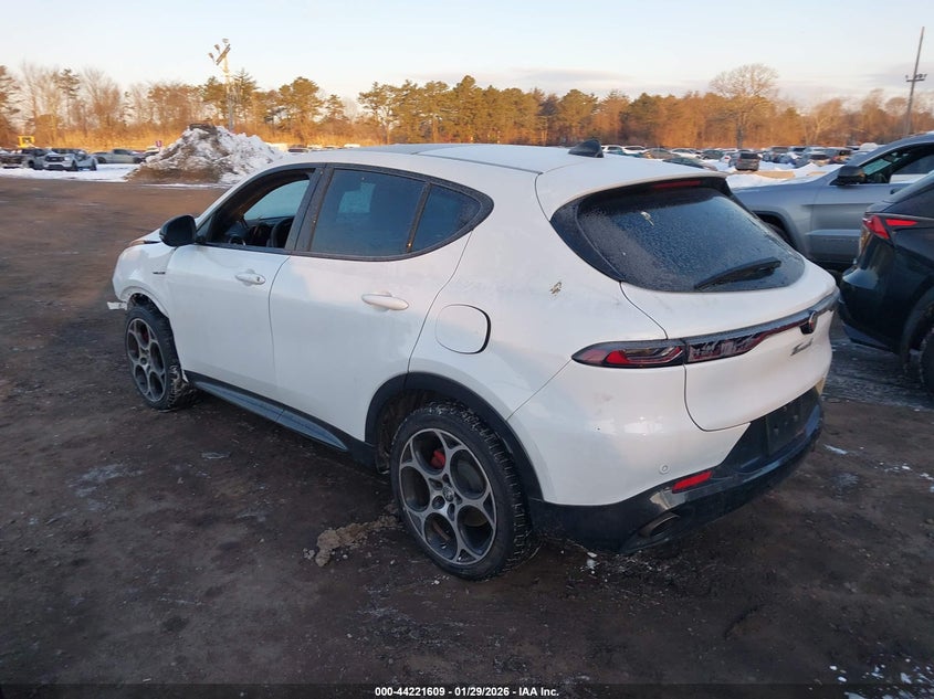 Vin: zaspatdw5r3032647, lot: 44717652, alfa romeo tonale veloce eawd 20243