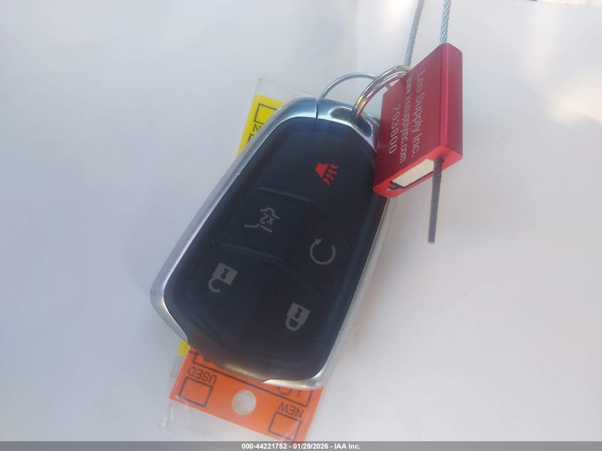 2023 Cadillac Xt4 Fwd Luxury VIN: 1GYAZAR48PF151871 Lot: 44221752