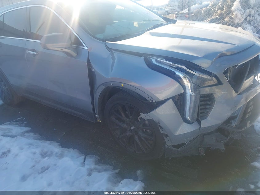 2023 Cadillac Xt4 Fwd Luxury VIN: 1GYAZAR48PF151871 Lot: 44221752