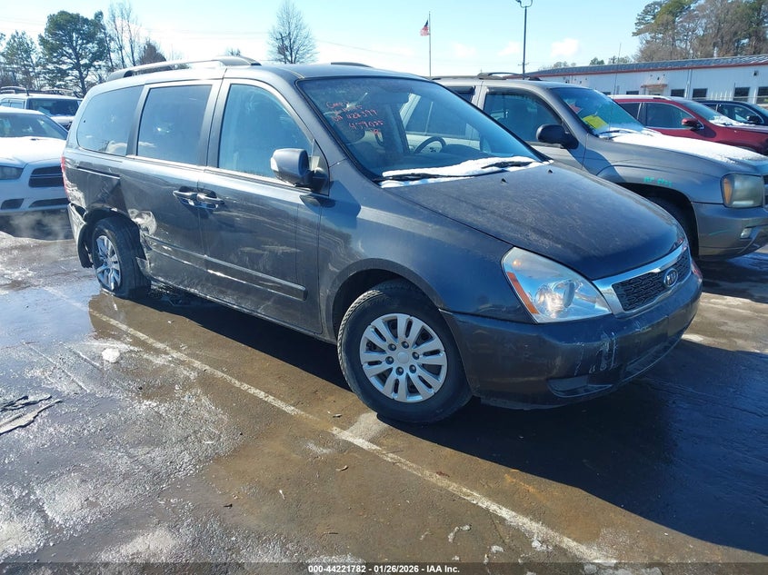 2012 Kia Sedona Lx