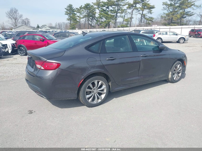 2015 Chrysler 200 S