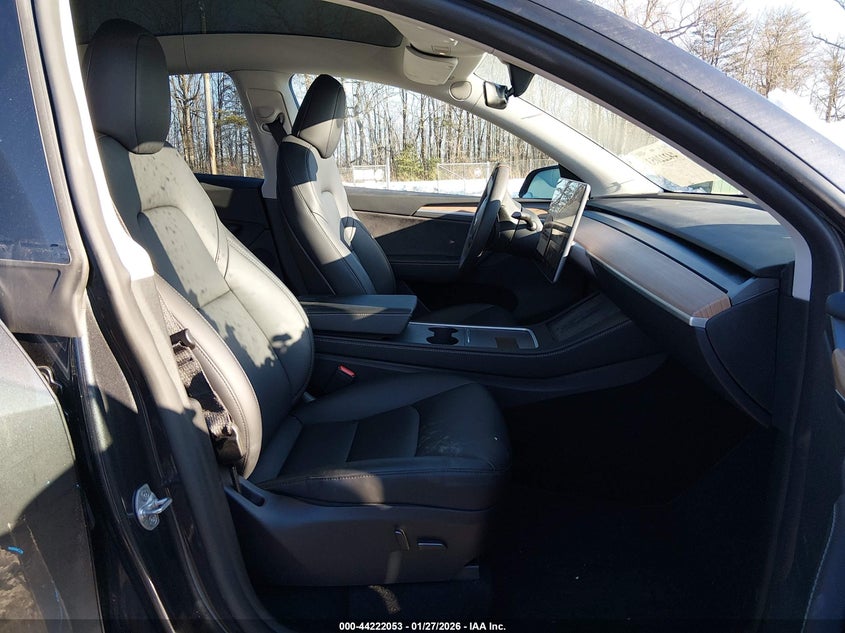 2024 Tesla Model Y Long Range Dual Motor All-Wheel Drive