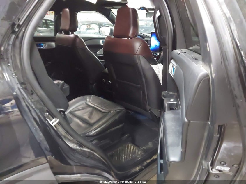 2021 FORD EXPLORER auction photo 8