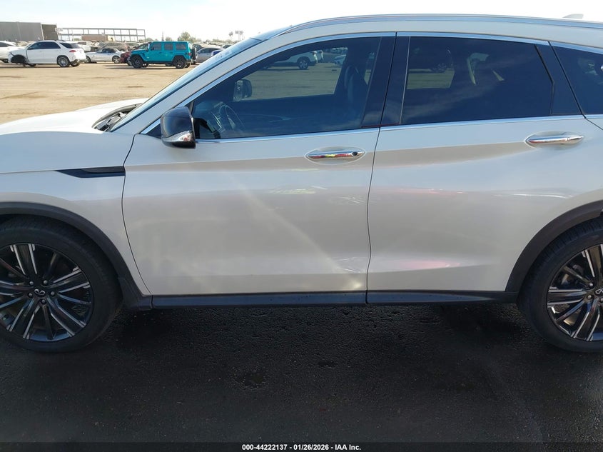 VIN 3PCAJ5BAXNF117842 2022 INFINITI QX50 LUXE
