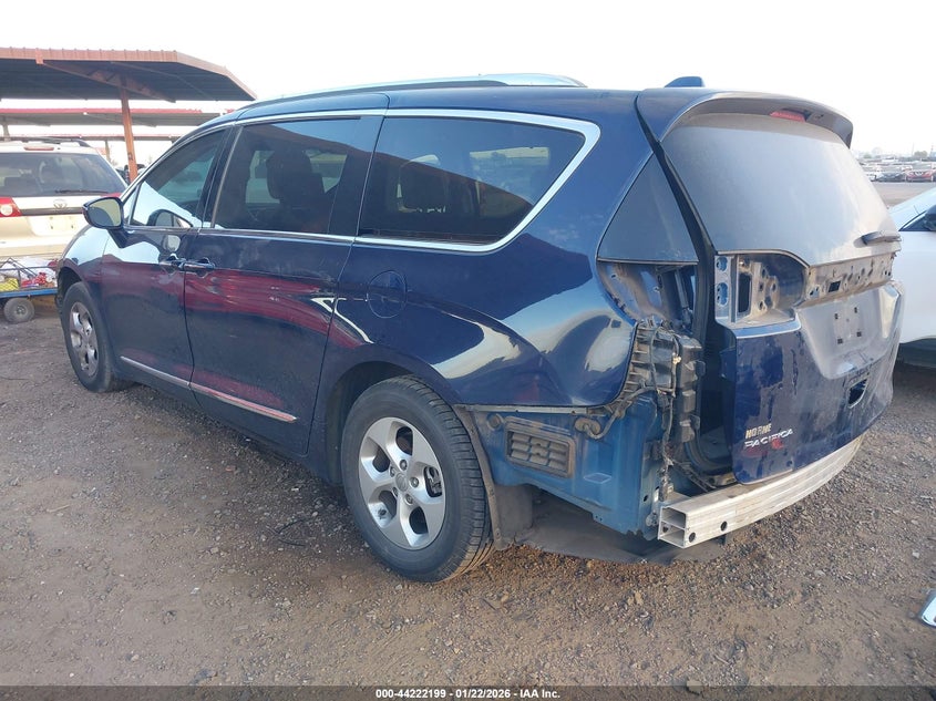 2017 Chrysler Pacifica Touring-L Plus