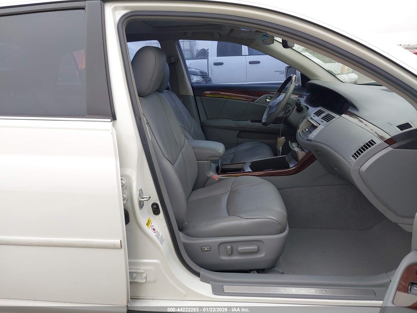 2009 Toyota Avalon Limited