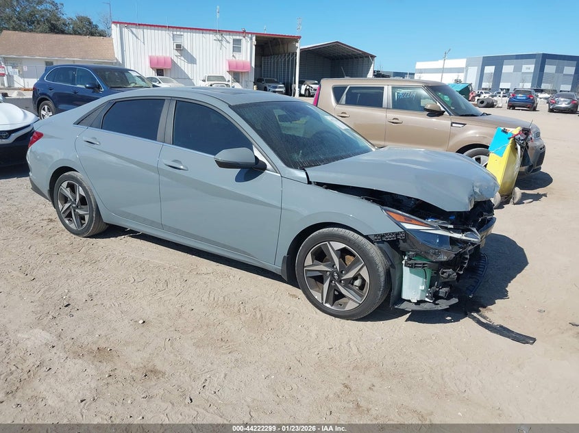 2022 Hyundai Elantra Sel