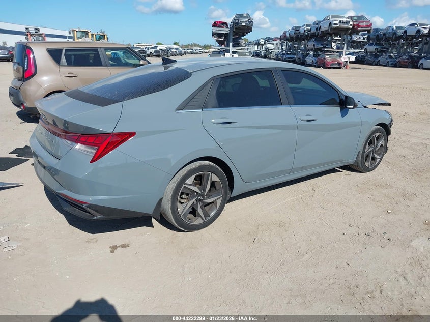 2022 Hyundai Elantra Sel