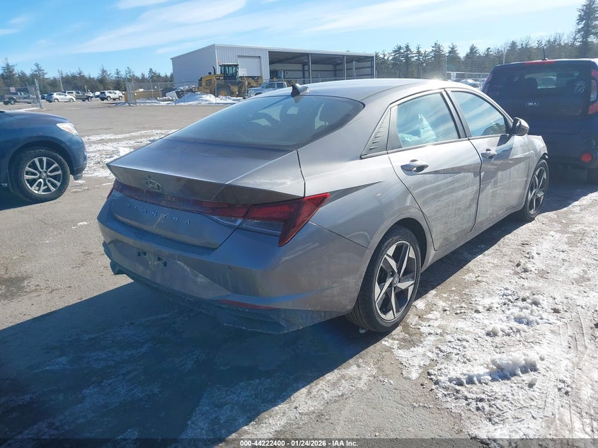 2023 Hyundai Elantra Sel