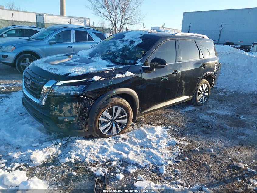 2025 Nissan Pathfinder Sl 4Wd