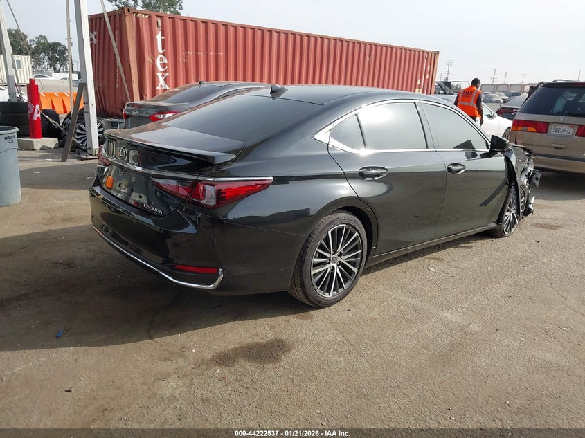2025 Lexus Es 300H