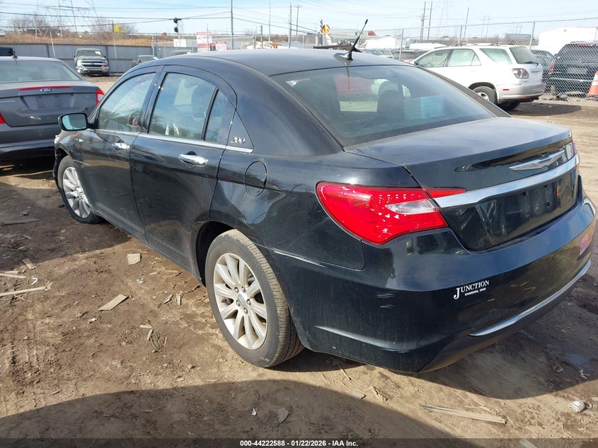 2013 Chrysler 200 Limited